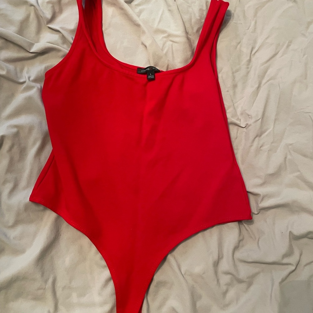 Moa Moa Red Tank Top with Scoop Neckline